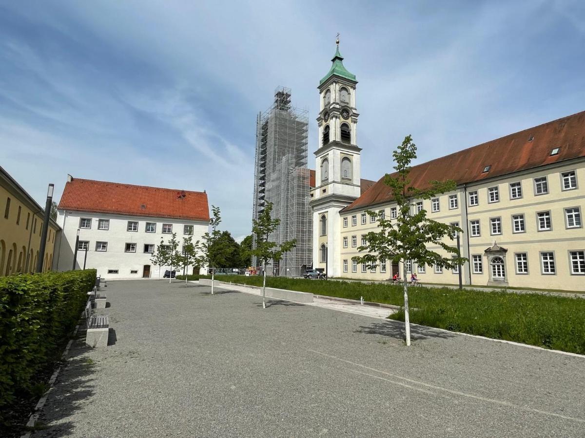 Klosterloft - Modernes Apartment In Historischer Klosteranlage Ravensburg Esterno foto
